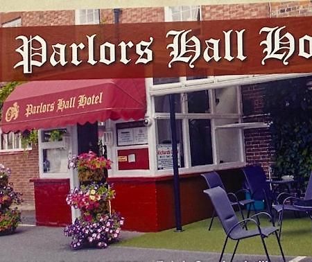 Parlors Hall Hotel บริดจ์นอร์ท ภายนอก รูปภาพ