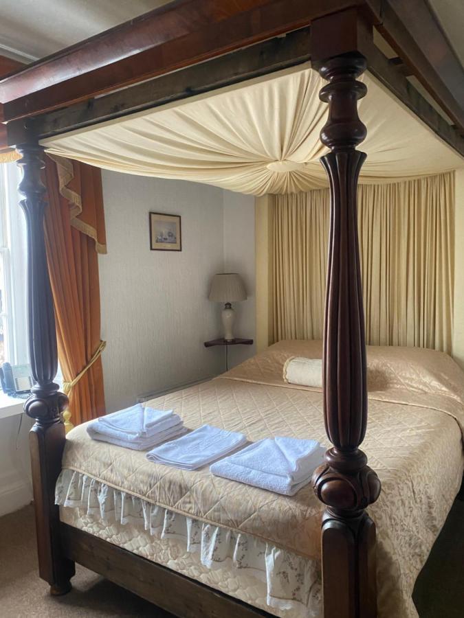 Parlors Hall Hotel บริดจ์นอร์ท ภายนอก รูปภาพ